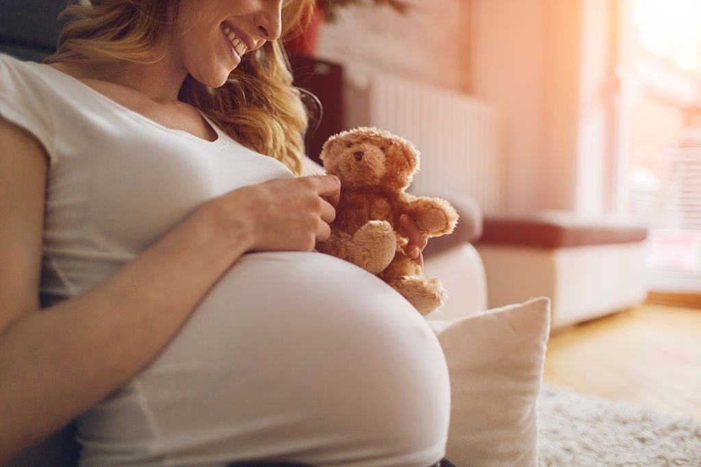 Mujer Embarazada – Significado Y Simbolismo De Los Sueños 3