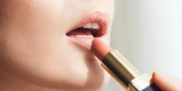 Lipstick – Dream Meaning and Symbolism 5